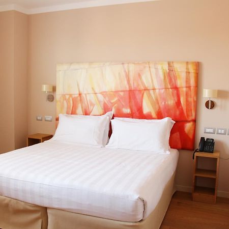 Hotel DolceDorme Garni Parma Esterno foto