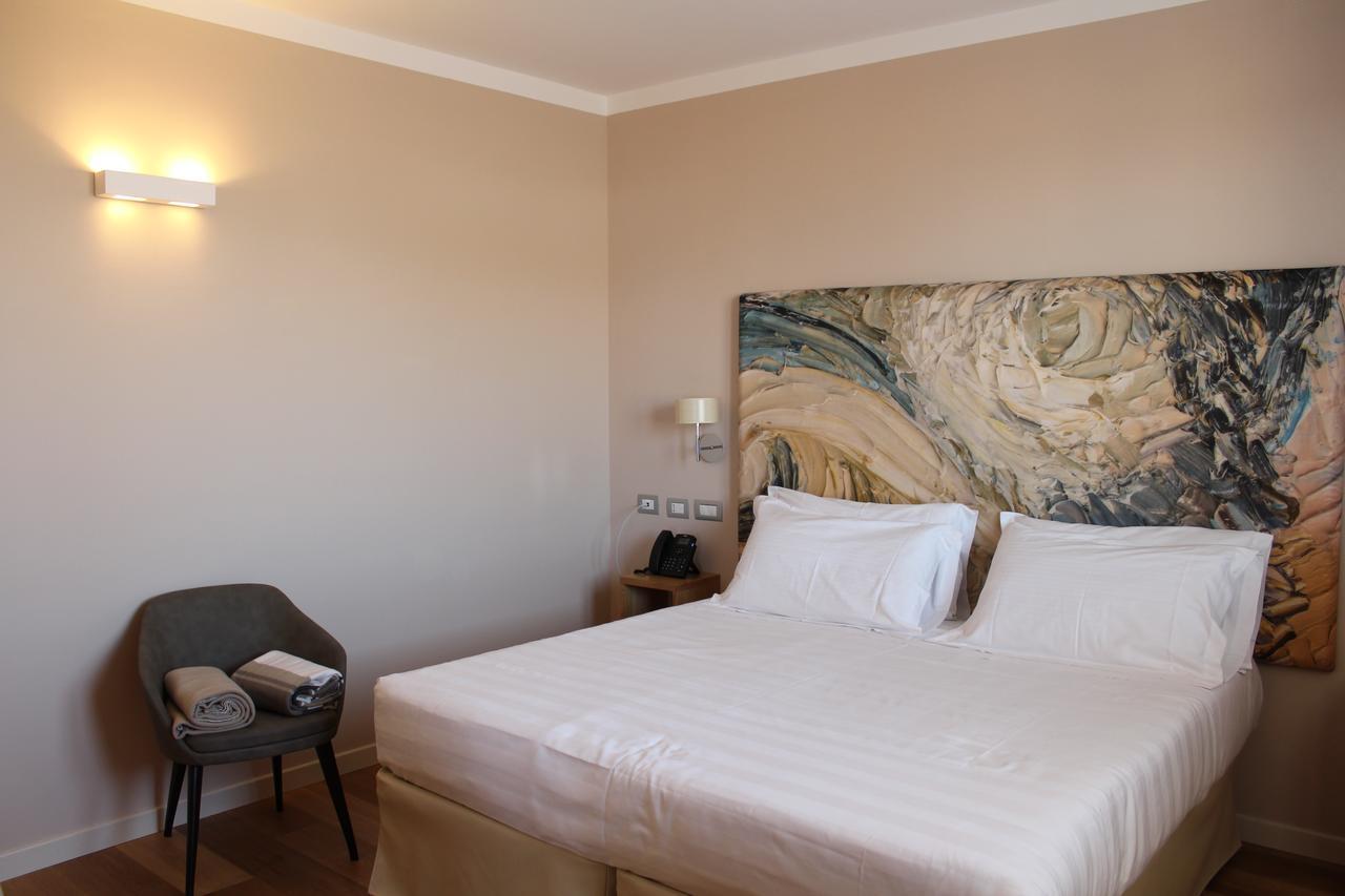Hotel DolceDorme Garni Parma Esterno foto