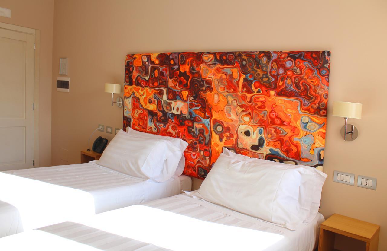 Hotel DolceDorme Garni Parma Esterno foto