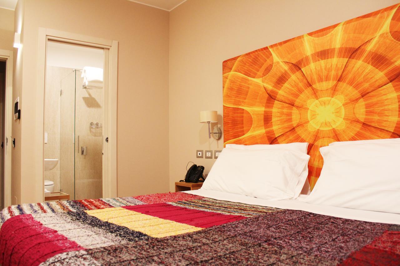 Hotel DolceDorme Garni Parma Esterno foto