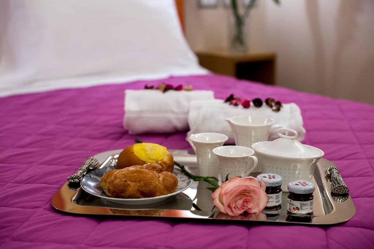Hotel DolceDorme Garni Parma Esterno foto